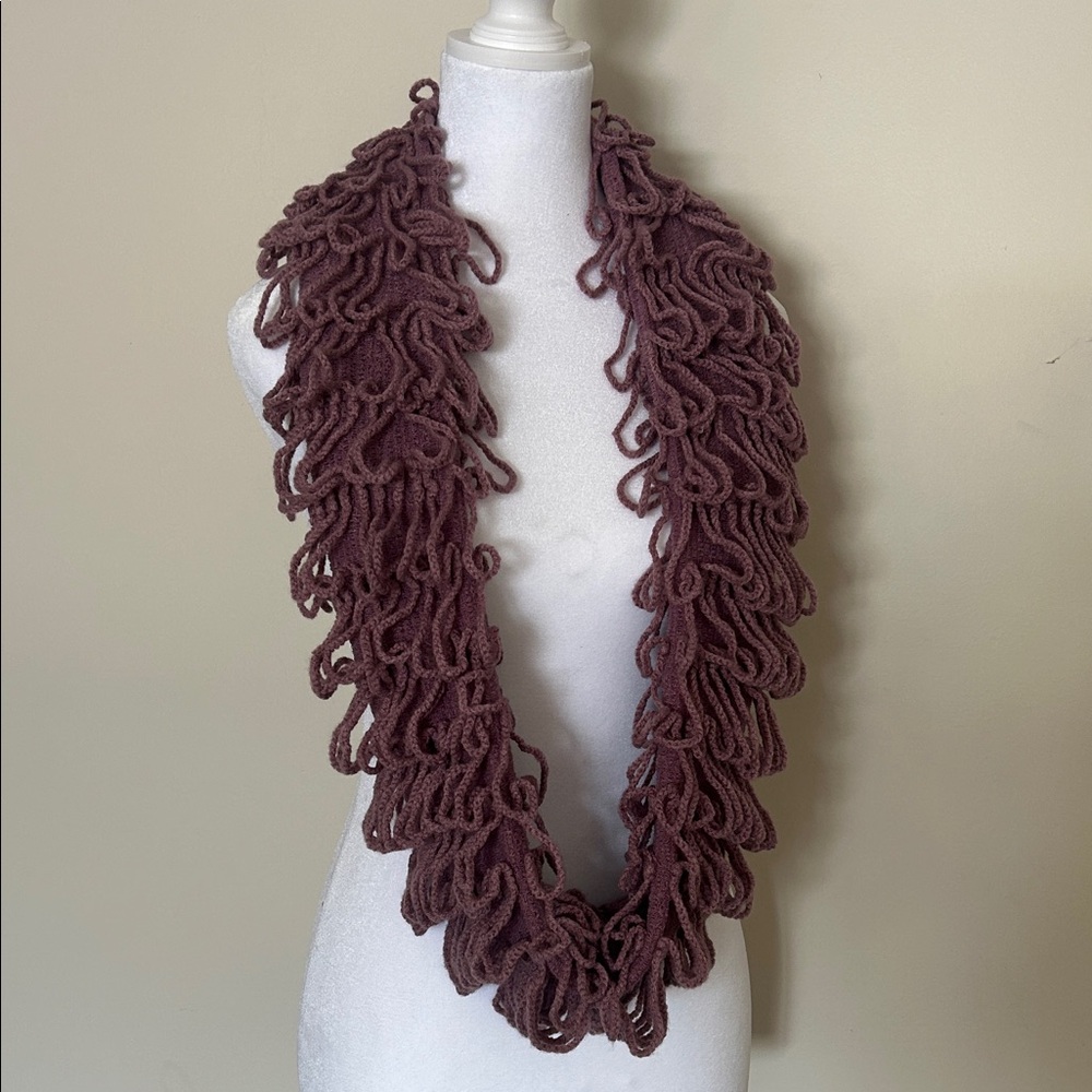 Chunky Knit Infinity Loop Scarf
